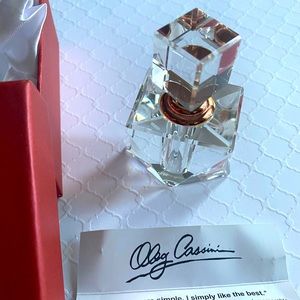 OLEG CASSINI🩷 “MAKE ME AN OFFER” CRISTAL PARFUM